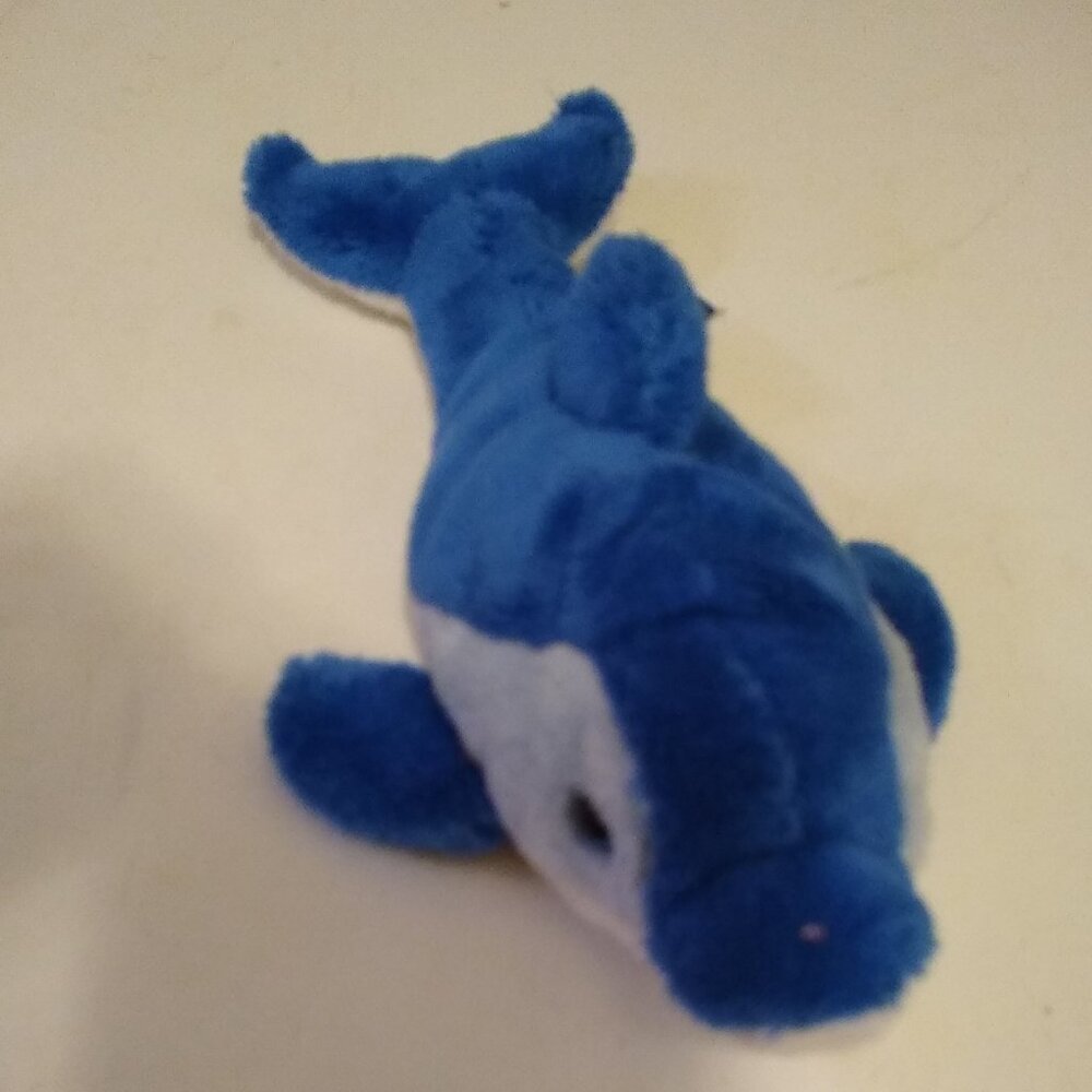 Asterix Parc Dolphin Plush 9" Used excellent condition